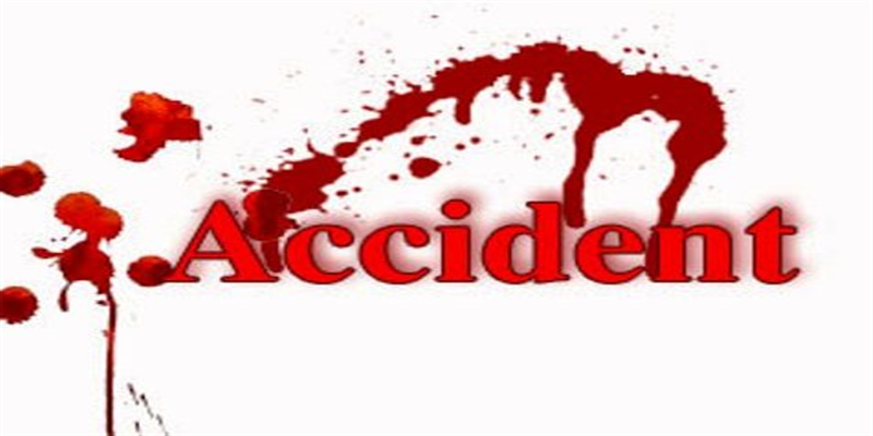 मार्ग दुर्घटना में एक लावारिस महिला सहित एक युवक घायल